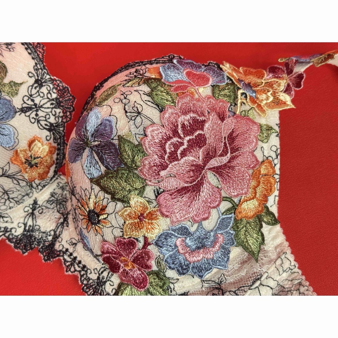 サルート 59グループ フォークロア G65&ソングM PI 店舗限定