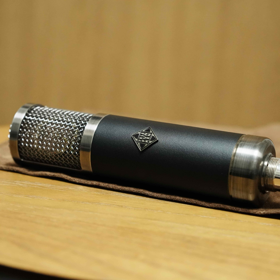 TELEFUNKEN TF47 真空管マイクの通販 by Eam's shop｜ラクマ