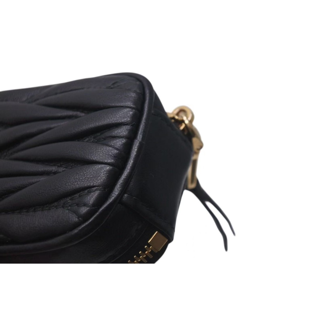 MIU MIU - 極美品 MIUMIU ミュウミュウ 23FW AirPodsケース ミニポーチ