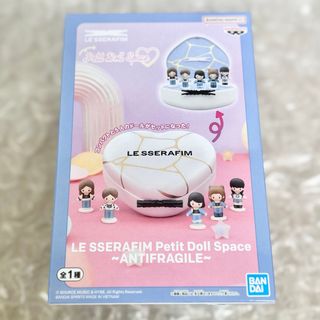 LE SSERAFIM - 【新品】LE SSERAFIM ルセラフィム コンパクト&ドール