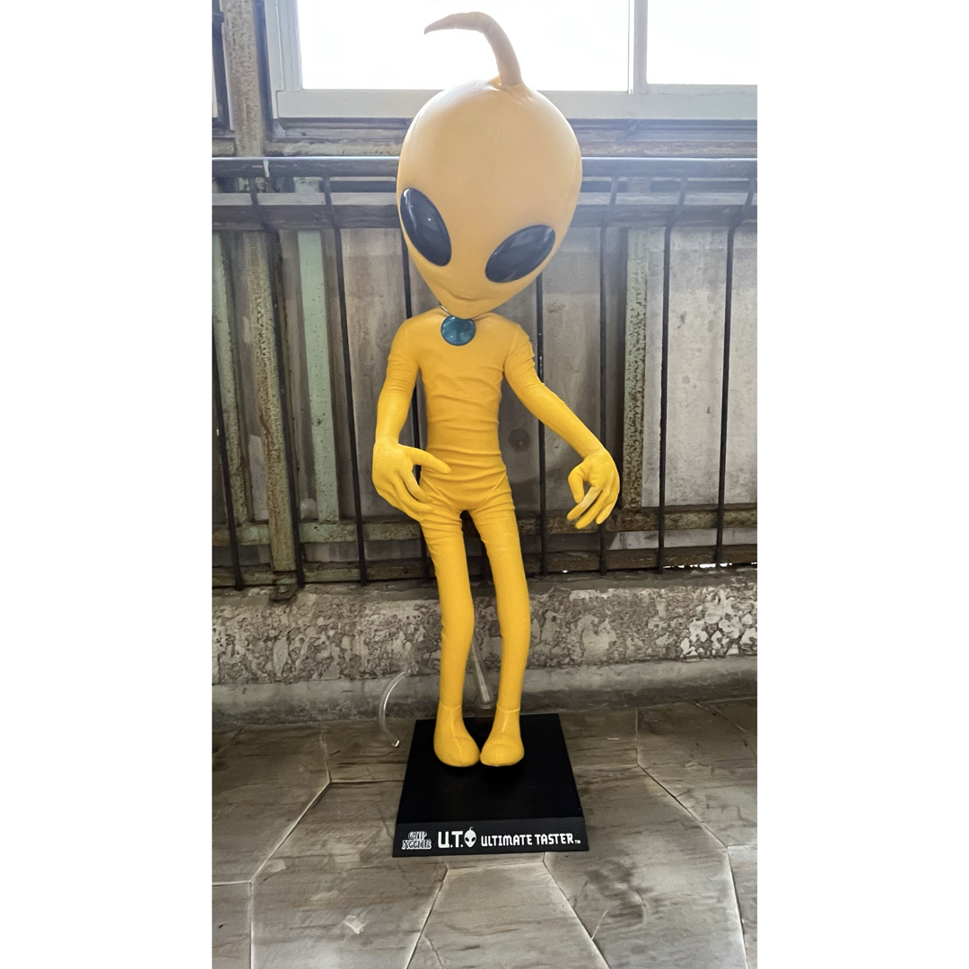 日清 カップヌードル UT エイリアン 宇宙人 130 ビッグ フィギュア