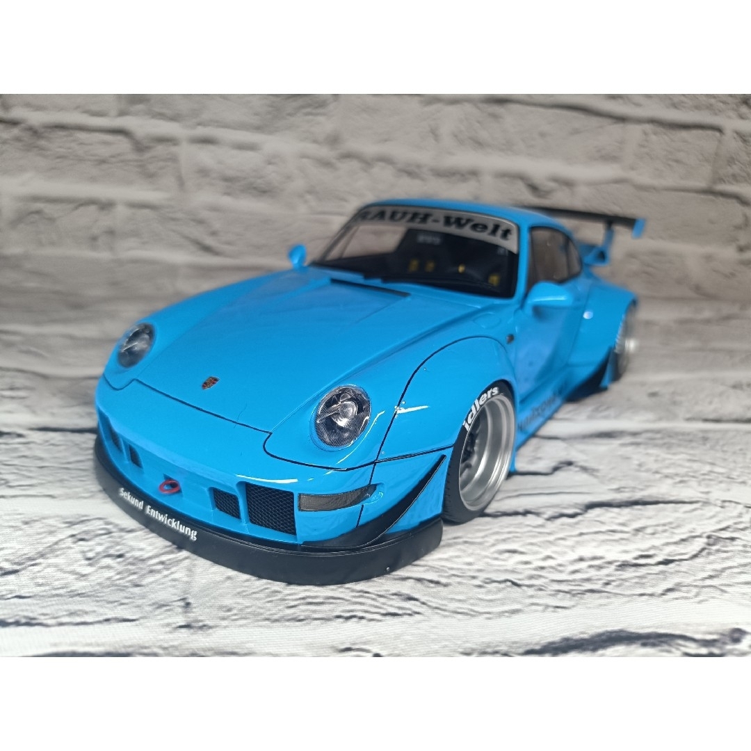AUTOart - RWBポルシェ 911 (993) RAUH-Welt AUTOartの通販 by DEATH