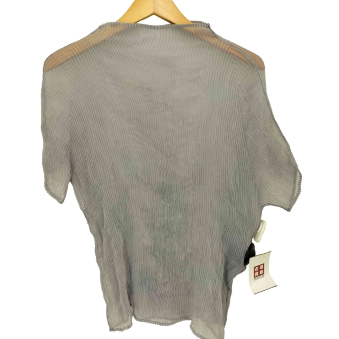 ISSEY MIYAKE - ISSEY MIYAKE(イッセイミヤケ) レディース トップスの