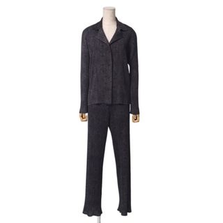 PLEATS PLEASE ISSEY MIYAKE（セット/コーデ）のフリマアイテム一覧