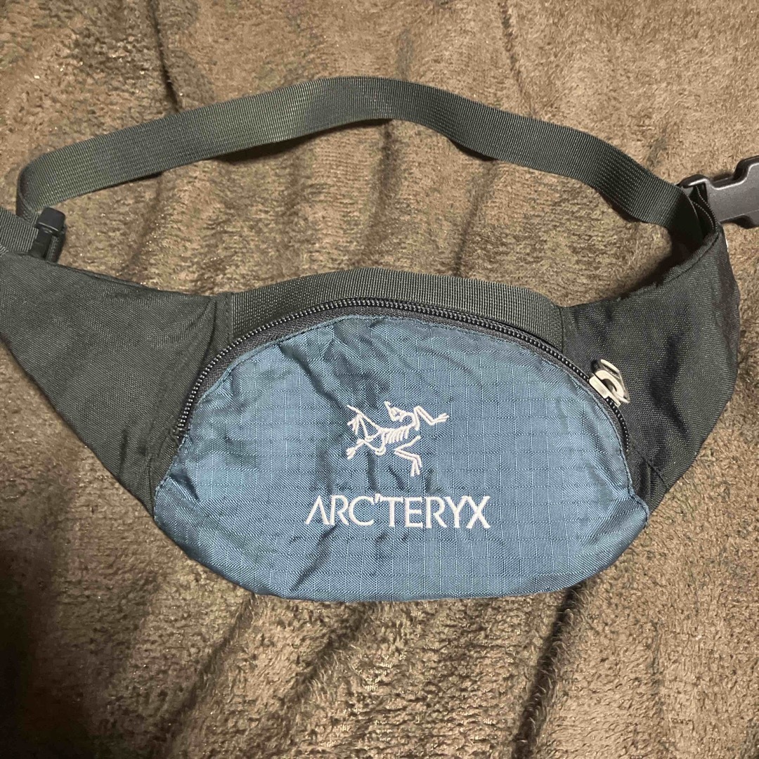 ARC'TERYX - 希少 名作 ARC'TERYX URBAN FANNY カナダ製の通販 by tek