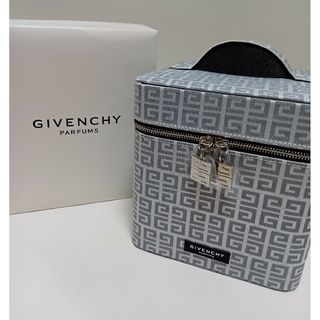GIVENCHY - 新品 GIVENCHY モノグラムバニティポーチの通販 by