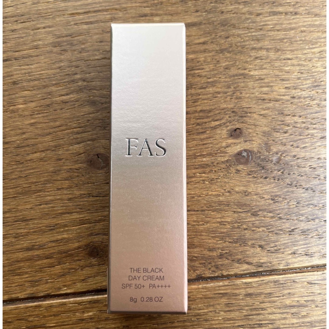 FAS - FAS サンプル ザ ブラック デイ クリーム 日焼け止めの通販 by