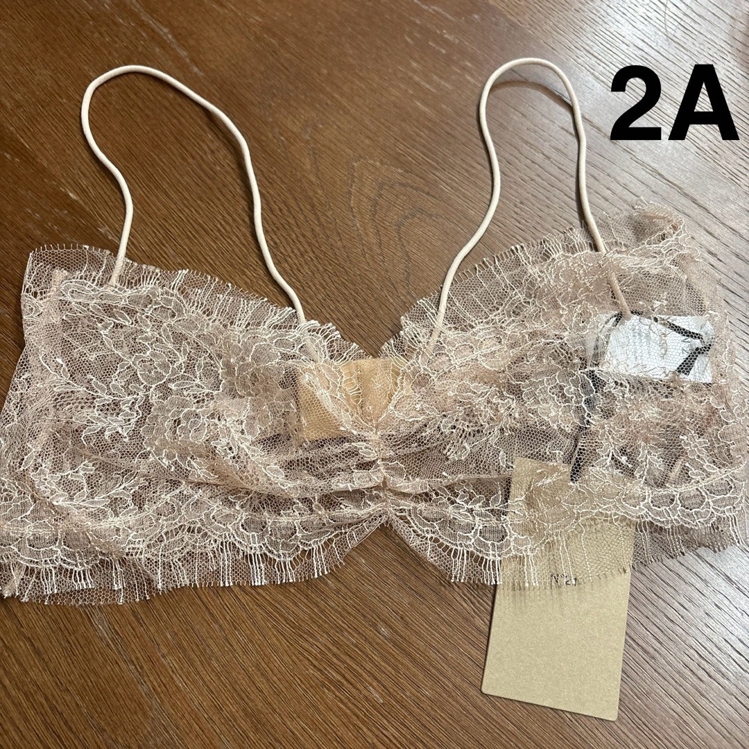 N°21 - 2A N°21 ベージュ ブラレット ブラトップの通販 by SNOOPY's