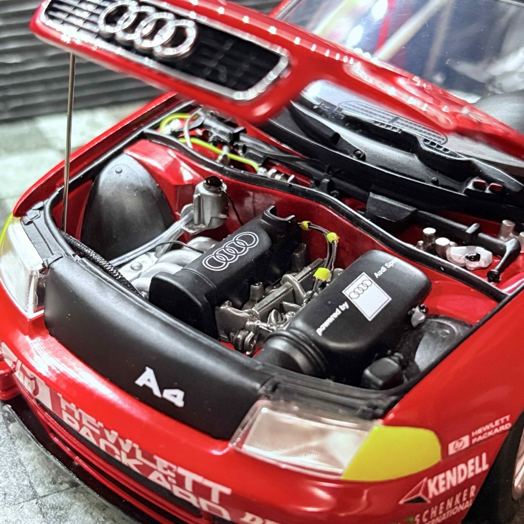 AUDI - ワンオフカスタム 1/18 UTmodels アウディ A4 クワトロ ASTCの