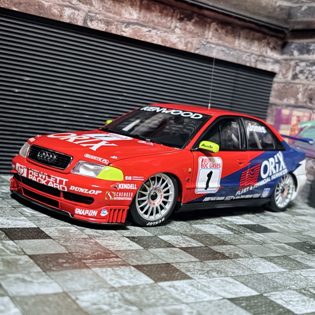 AUDI - ワンオフカスタム 1/18 UTmodels アウディ A4 クワトロ ASTCの