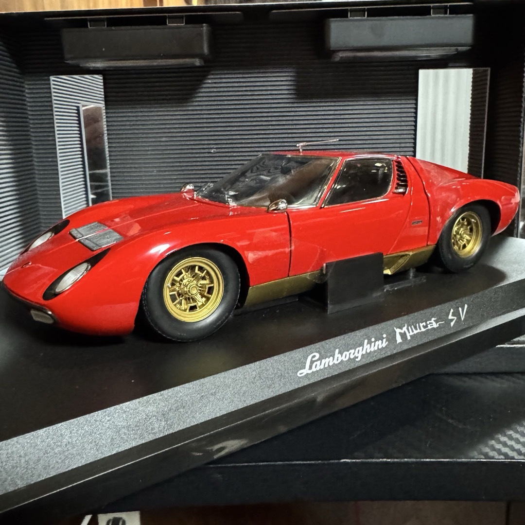 京商 - 絶版未展示品 京商 1/18 ランボルギーニ ミウラ P400SV レッド