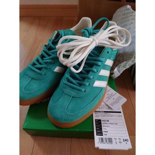 adidas（グリーン・カーキ/緑色系）のフリマアイテム一覧