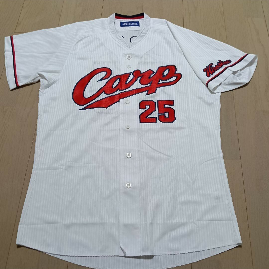 広島東洋カープ 新井貴浩 直筆サイン ハイクオリティー ユニフォーム O