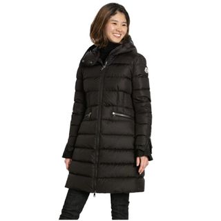MONCLER（フリル ・ ダウンコート）のフリマアイテム一覧