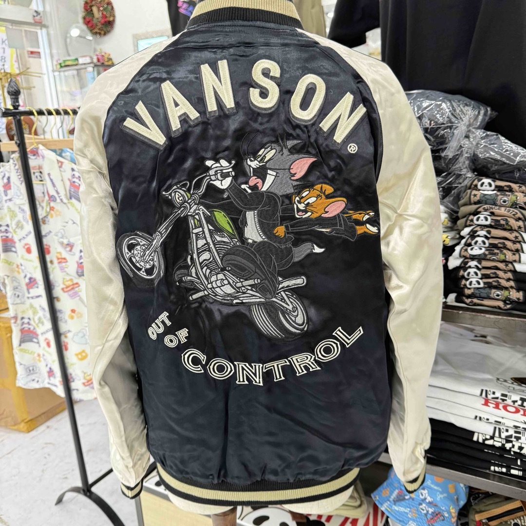 VANSON - (13)VANSON スカジャン トムとジェリー リバーシブルの通販