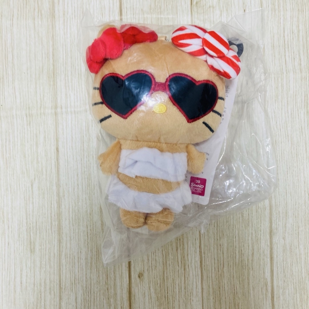 ハローキティ - 日焼けキティ サングラス マスコットチャーム ハート