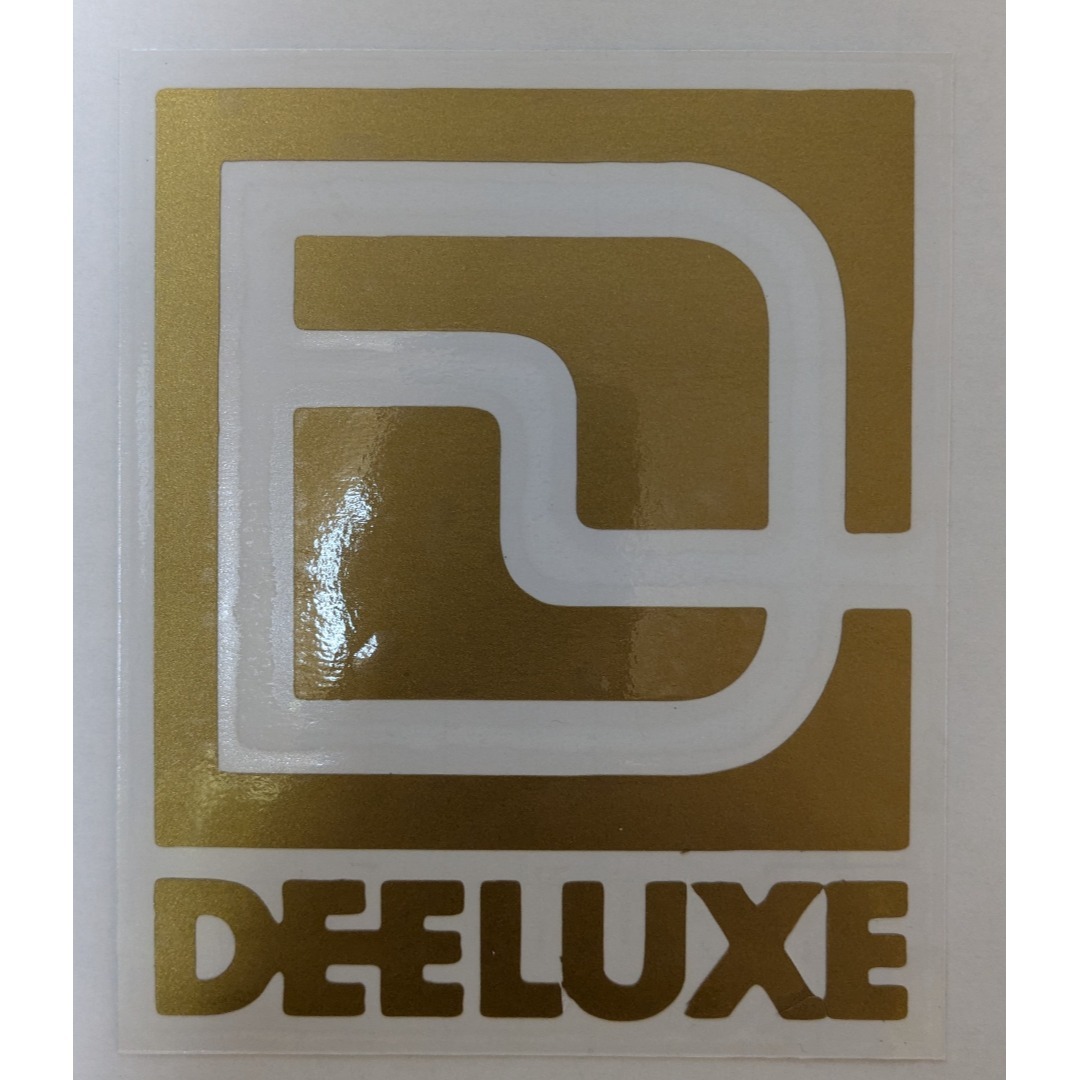 DEELUXE - DEELUXE ロゴカッティングステッカー 人気商品の通販 by