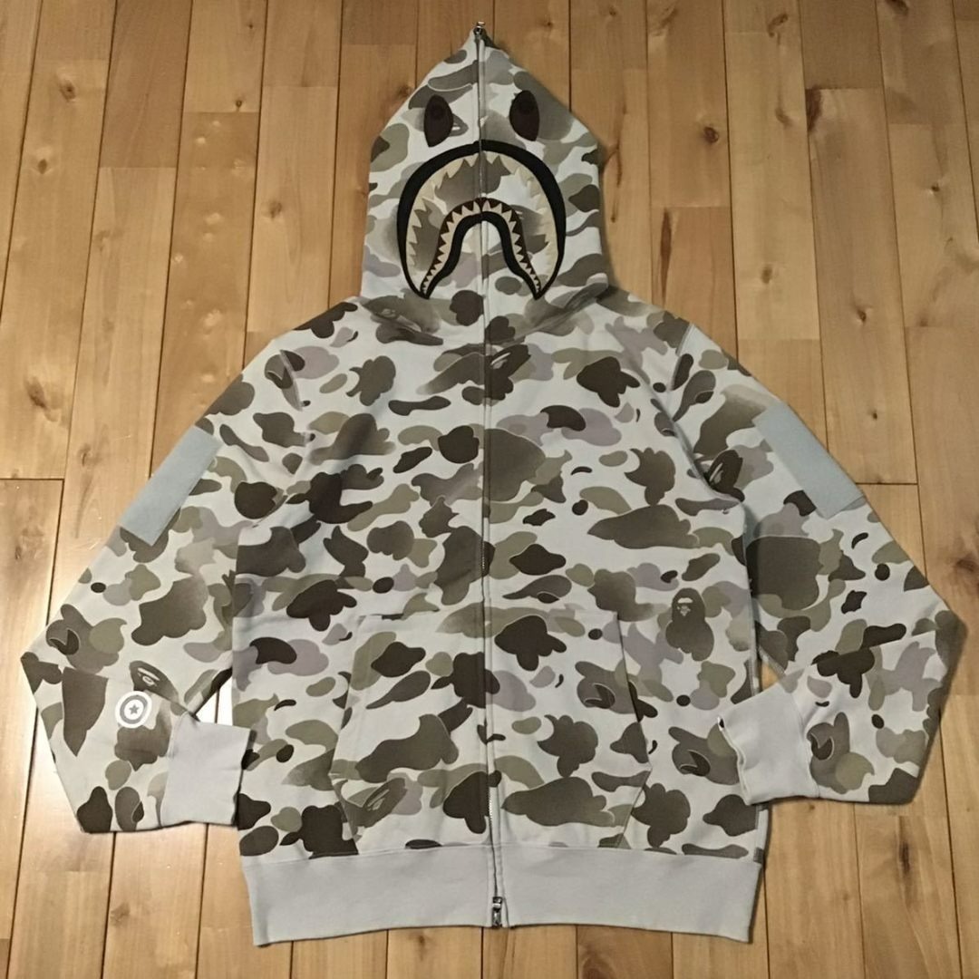 A BATHING APE - BAPE グラデーションカモ シャーク パーカー a