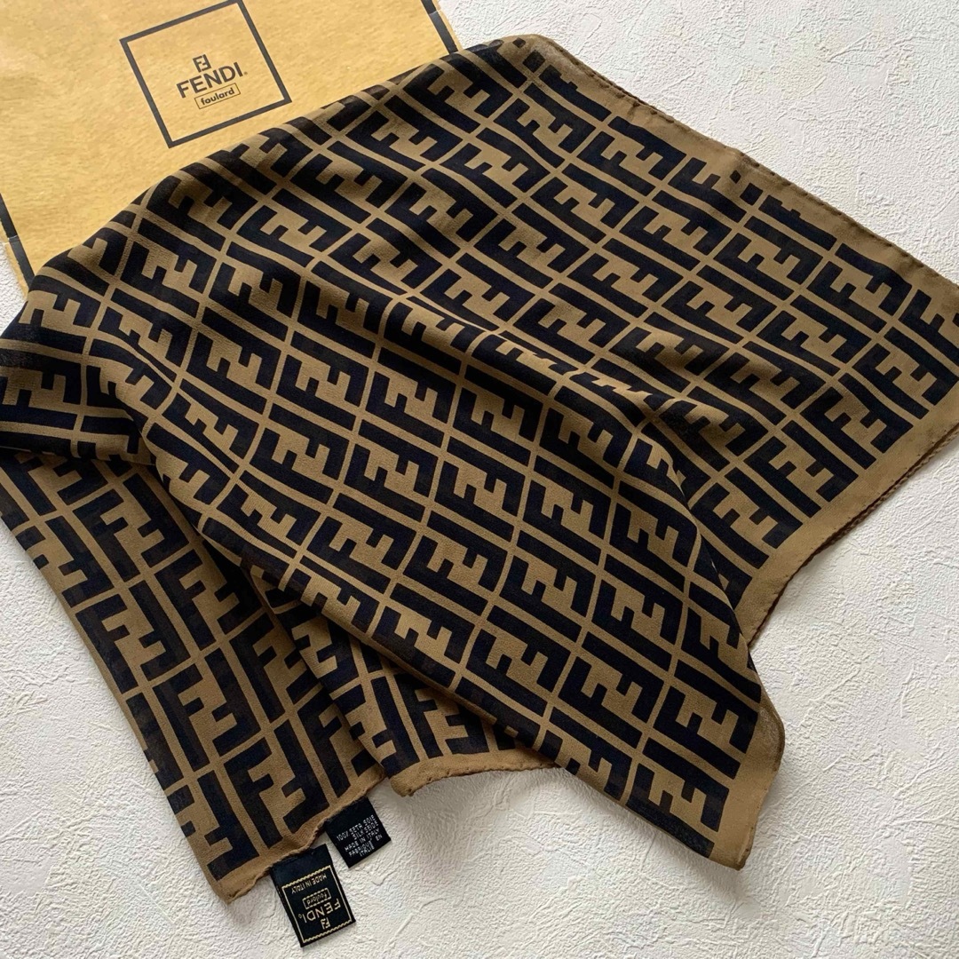 FENDI - FENDI☆FENDI☆シルクシフォンスカーフV☆ズッカの通販 by