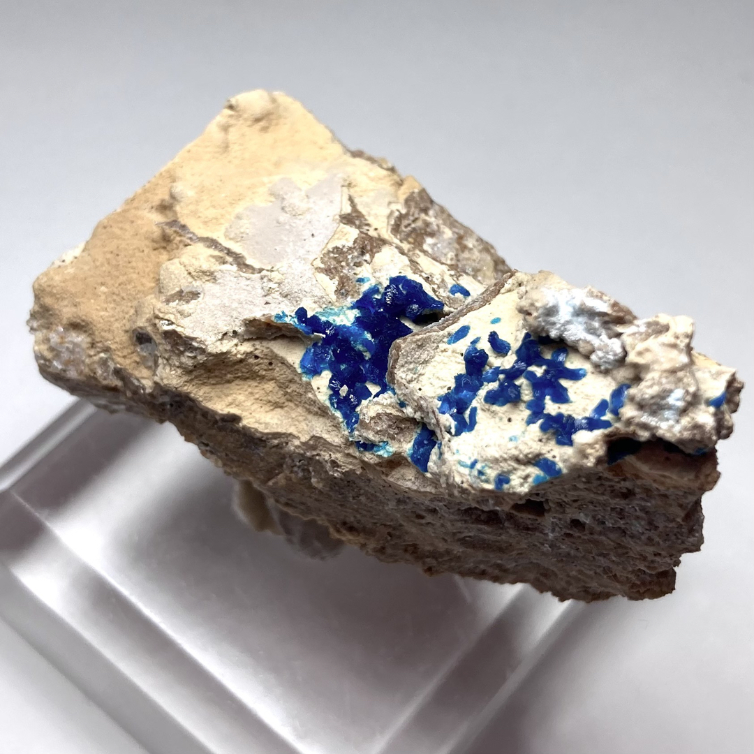 ベゼリ石 ベゼライト 母岩付き 鉱物 鉱石 天然石 原石 鉱物標本の通販