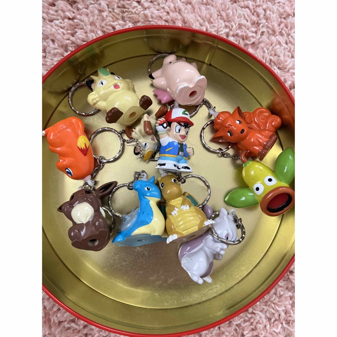 ポケモン - ポケットモンスター レトロ キーホルダーの通販 by love