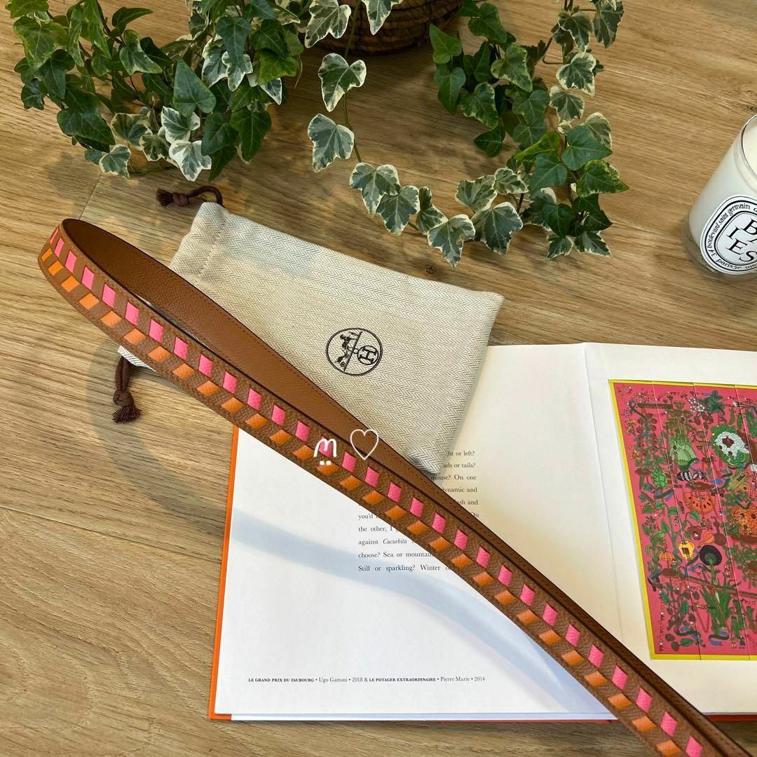 HERMES - エルメス トレサージュドゥキュイール25mm バンドリエール