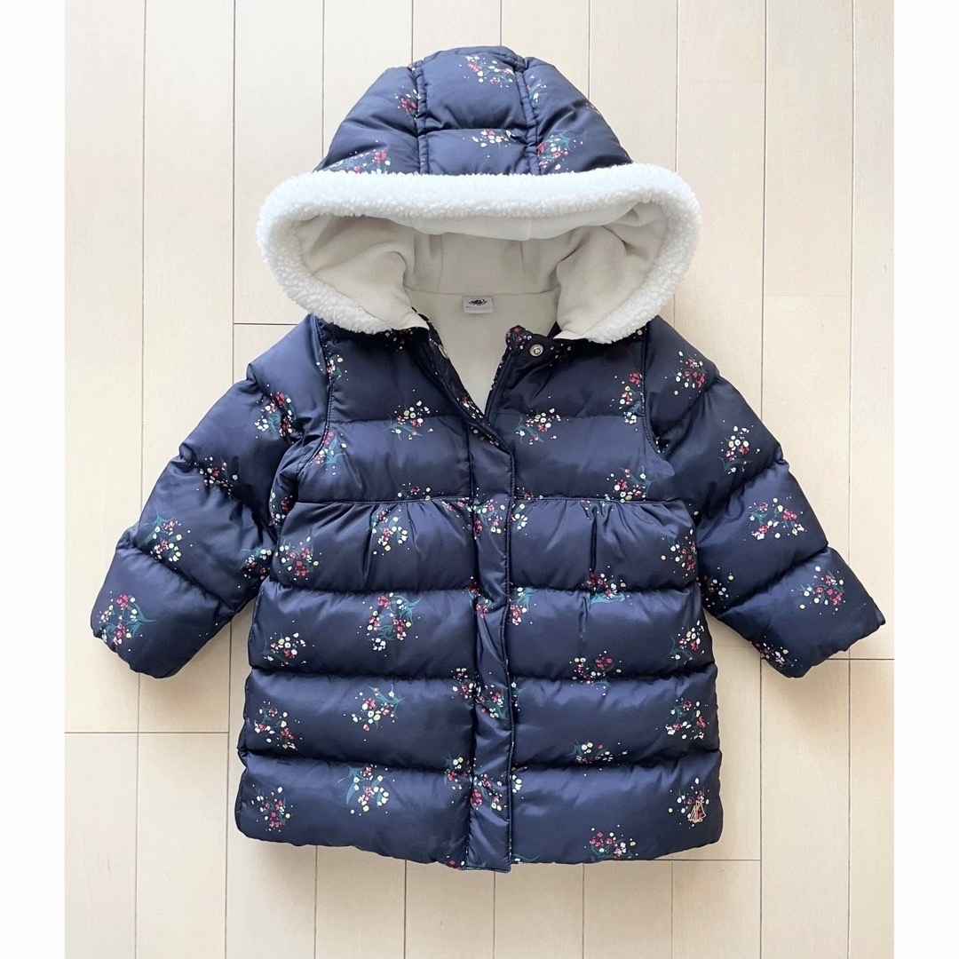 PETIT BATEAU - PETIT BATEAU 花柄 中綿フードジャケット アウター(24M