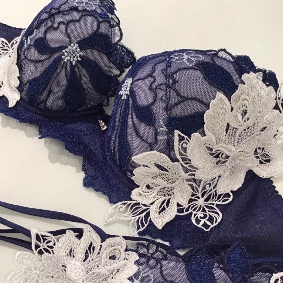 Wacoal - サルート96グループリボンブラソングセット(ネイビー)の通販