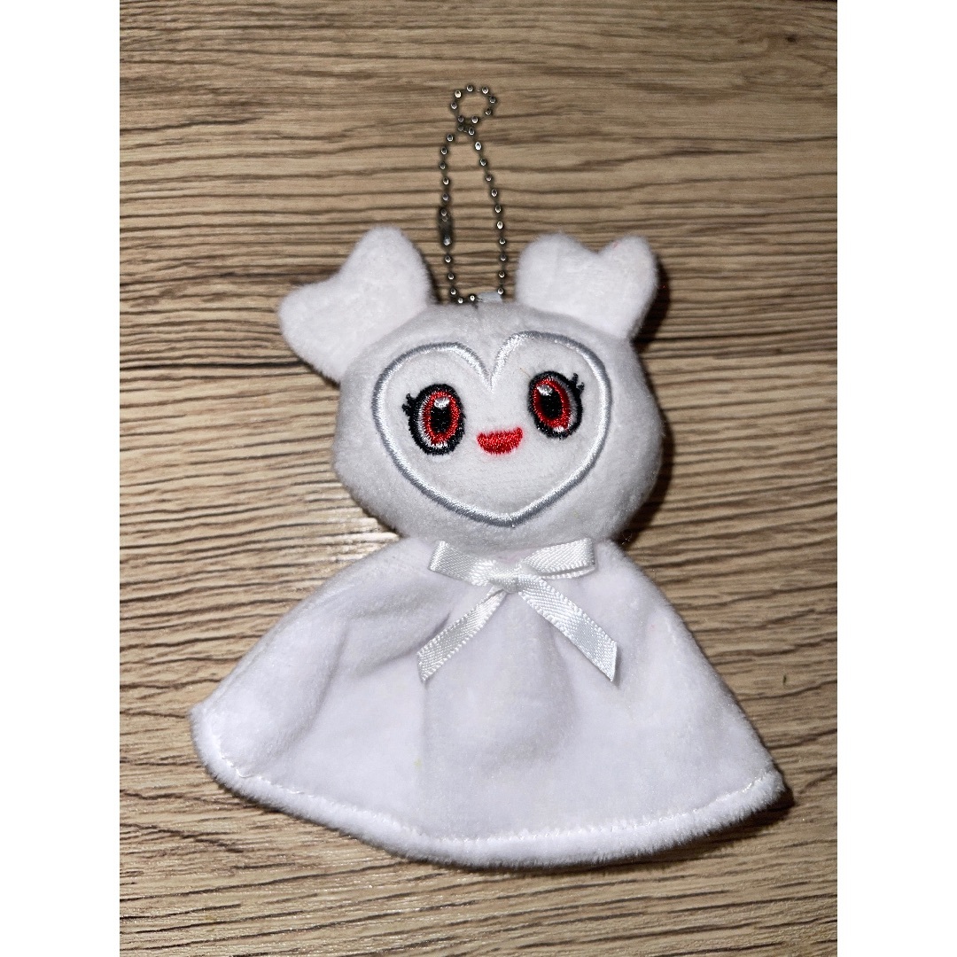 TWICE - twice てるてるバッグチャーム ダブリーの通販 by (^-^)/'s