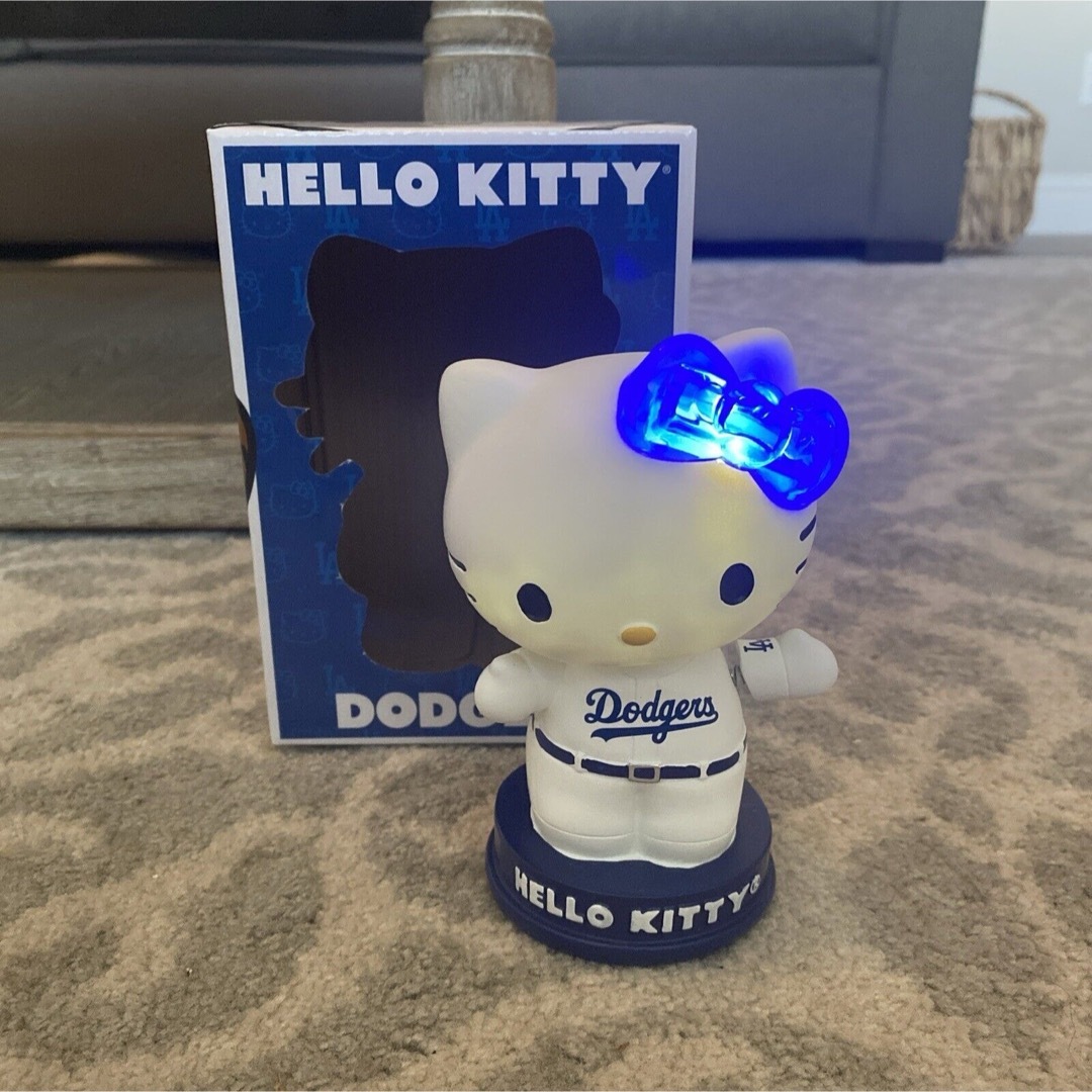 ハローキティ - ドジャース ハローキティ ライトアップボブルヘッド