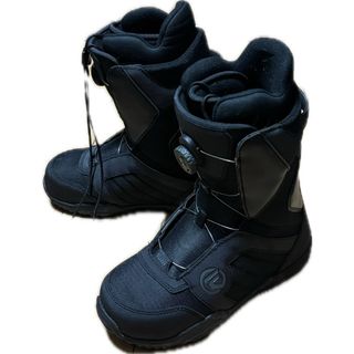 FLOW（ブーツ）のフリマアイテム一覧