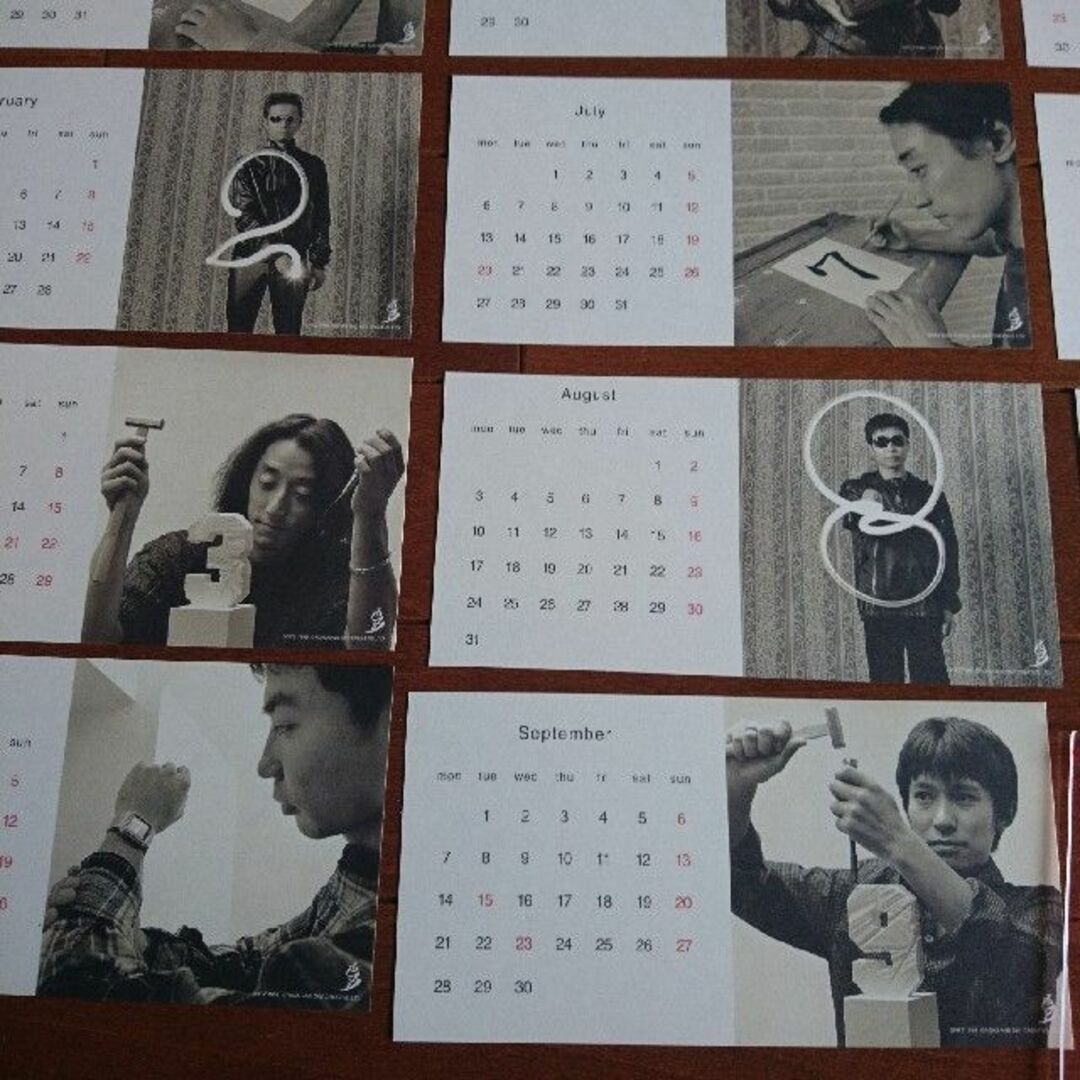 スピッツ 1998年 卓上カレンダー spitzの通販 by 普通の金魚｜ラクマ