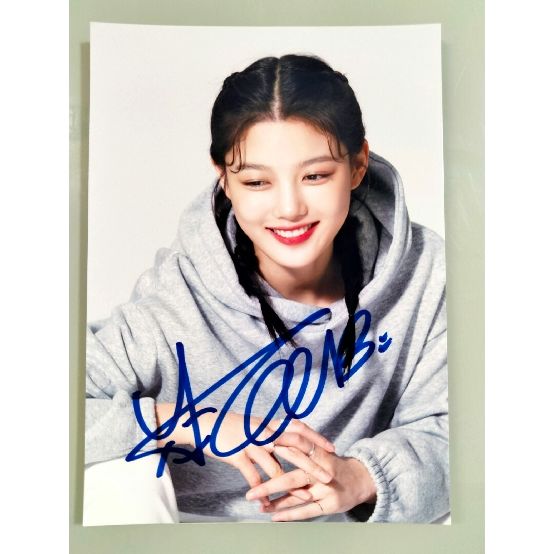 キム・ユジョン直筆サイン入り2Lサイズ写真…Kim You-jung…の通販 by