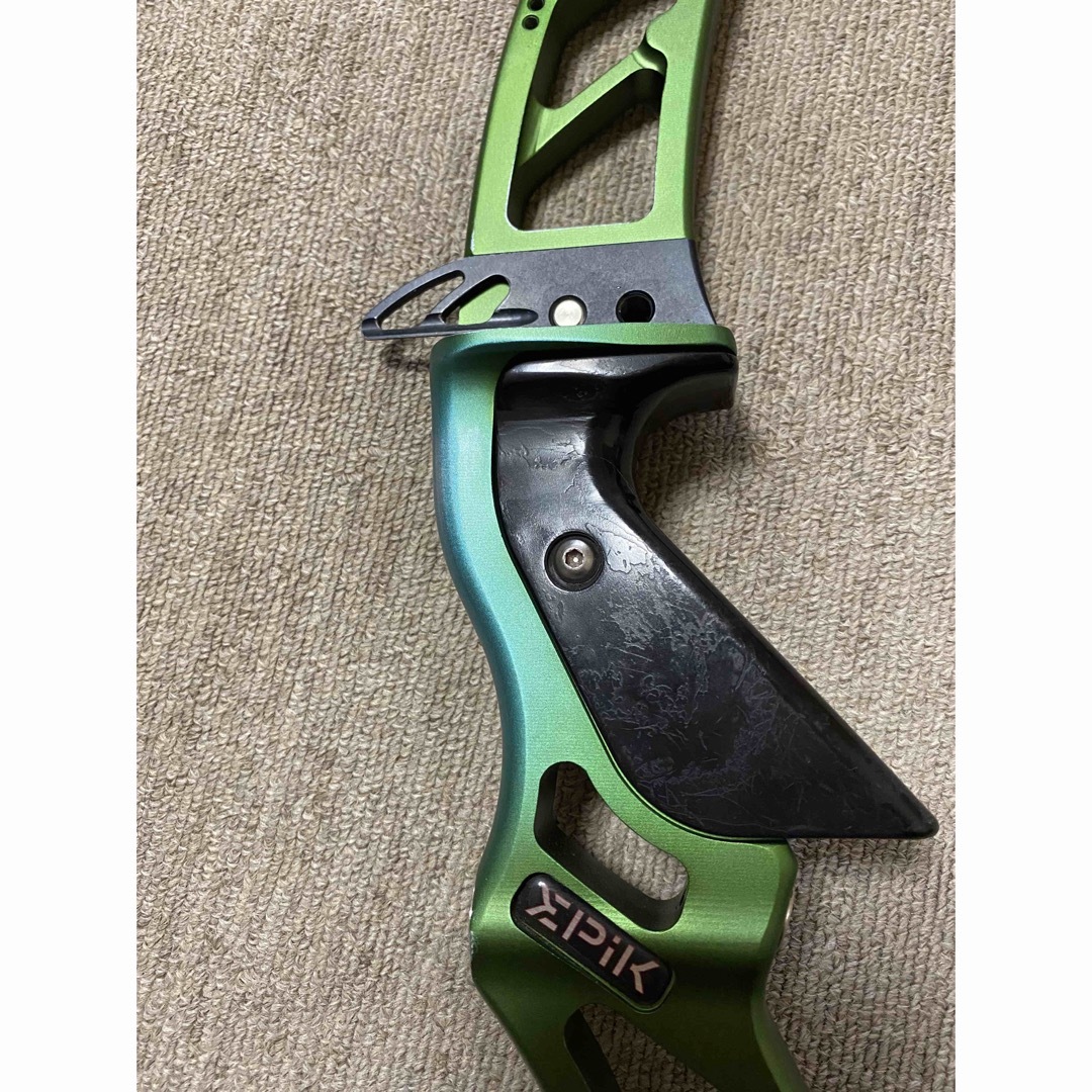 アーチェリー ハンドル ホイットの通販 by みーちゃん's shop｜ラクマ