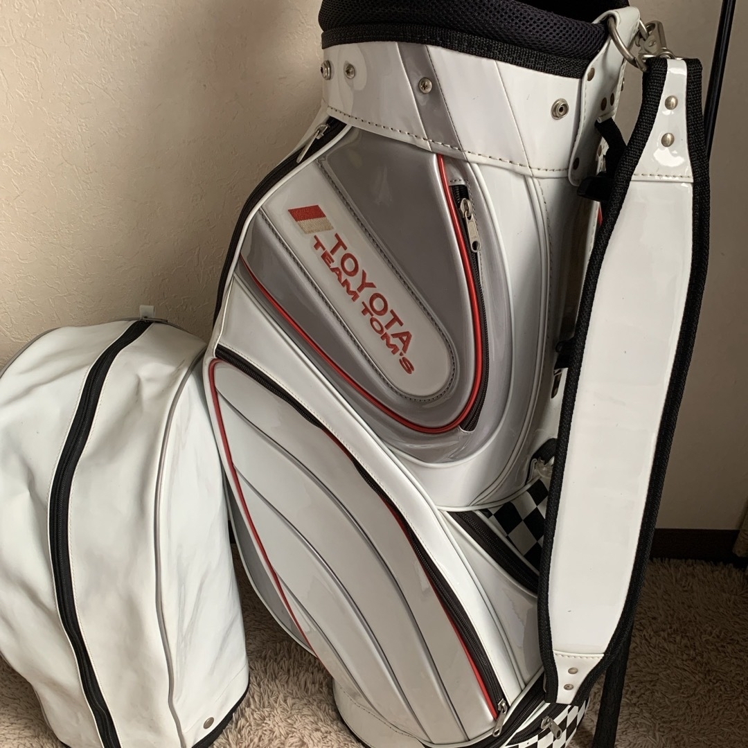 ゴルフ豪華エナメルキャディバッグ TOYOTA TOM'S の通販 by プー's