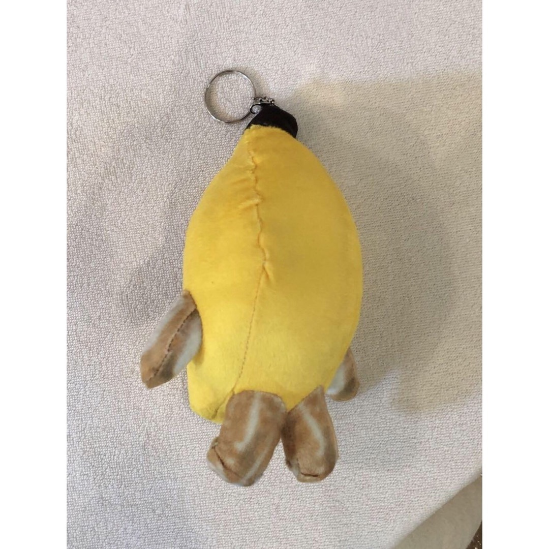 縫い付けタイプ！4つの音が鳴る泣きバナナ猫 キーホルダーの通販 by