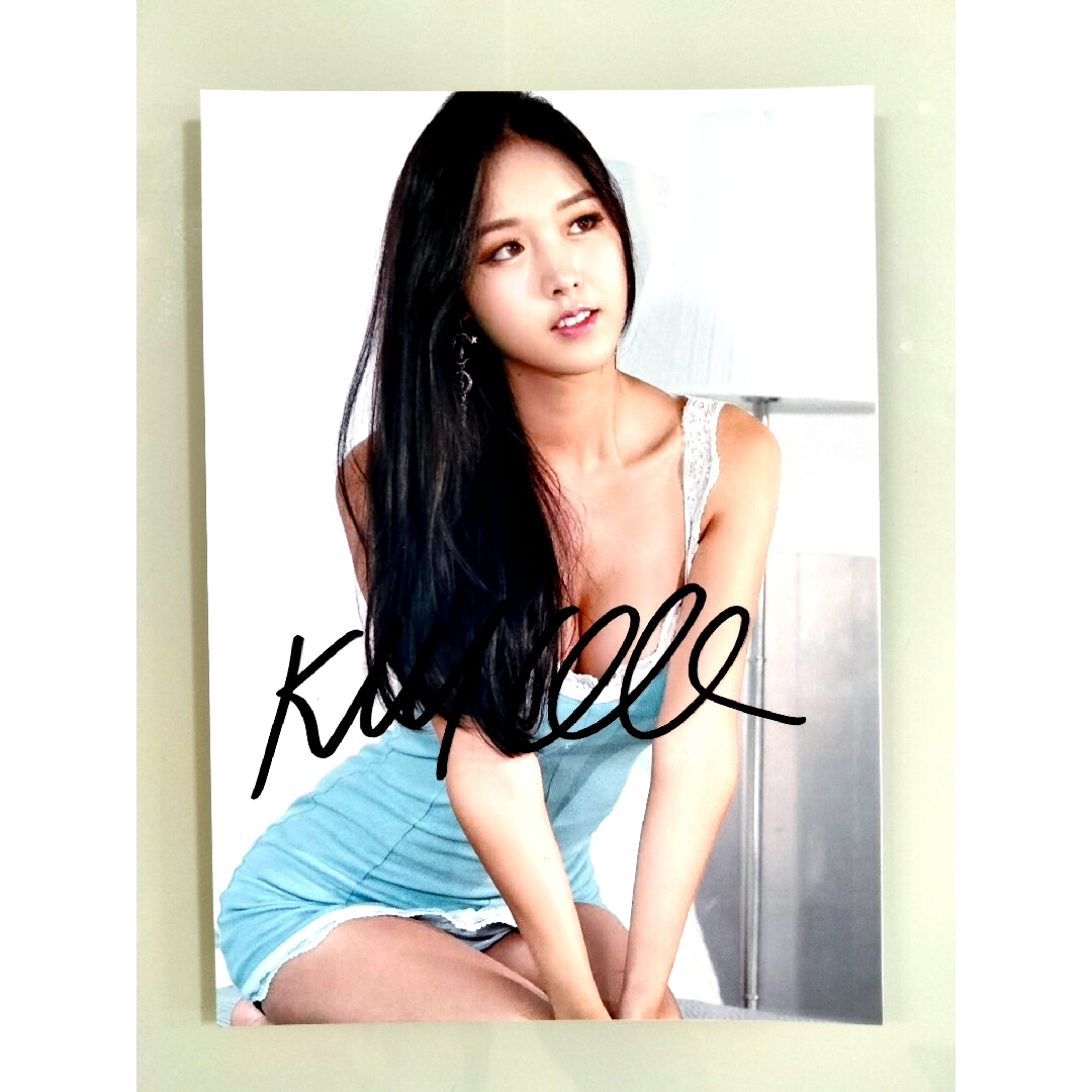 キム・ガオン直筆サイン入り2Lサイズ写真‥Kim Gaon…レーシングモデルの