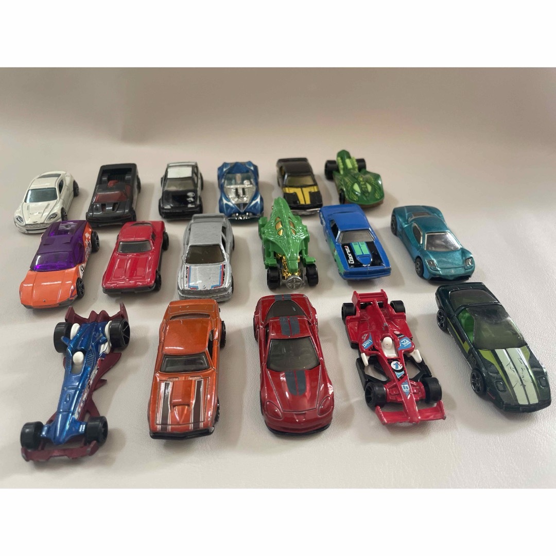 マ*ド様 ホットウィール グリーンライト まとめて 迷惑入札の為再出品