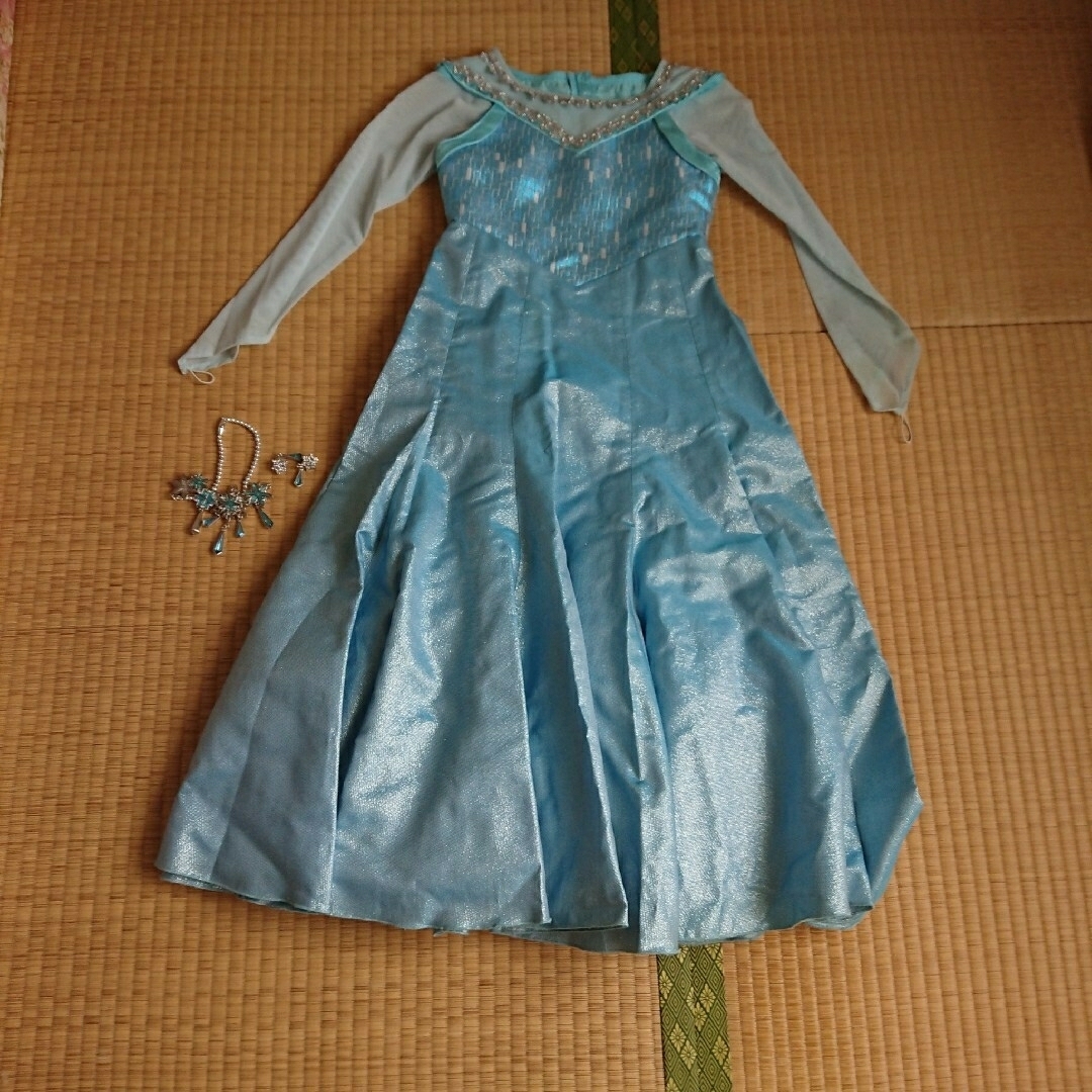 Disney - ビビディバビディブティック エルサ ドレス 130cmの通販 by