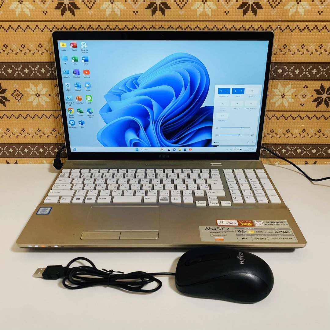 Y962 FujitsuノートパソコンSSD第7世代Windows11オフィス付