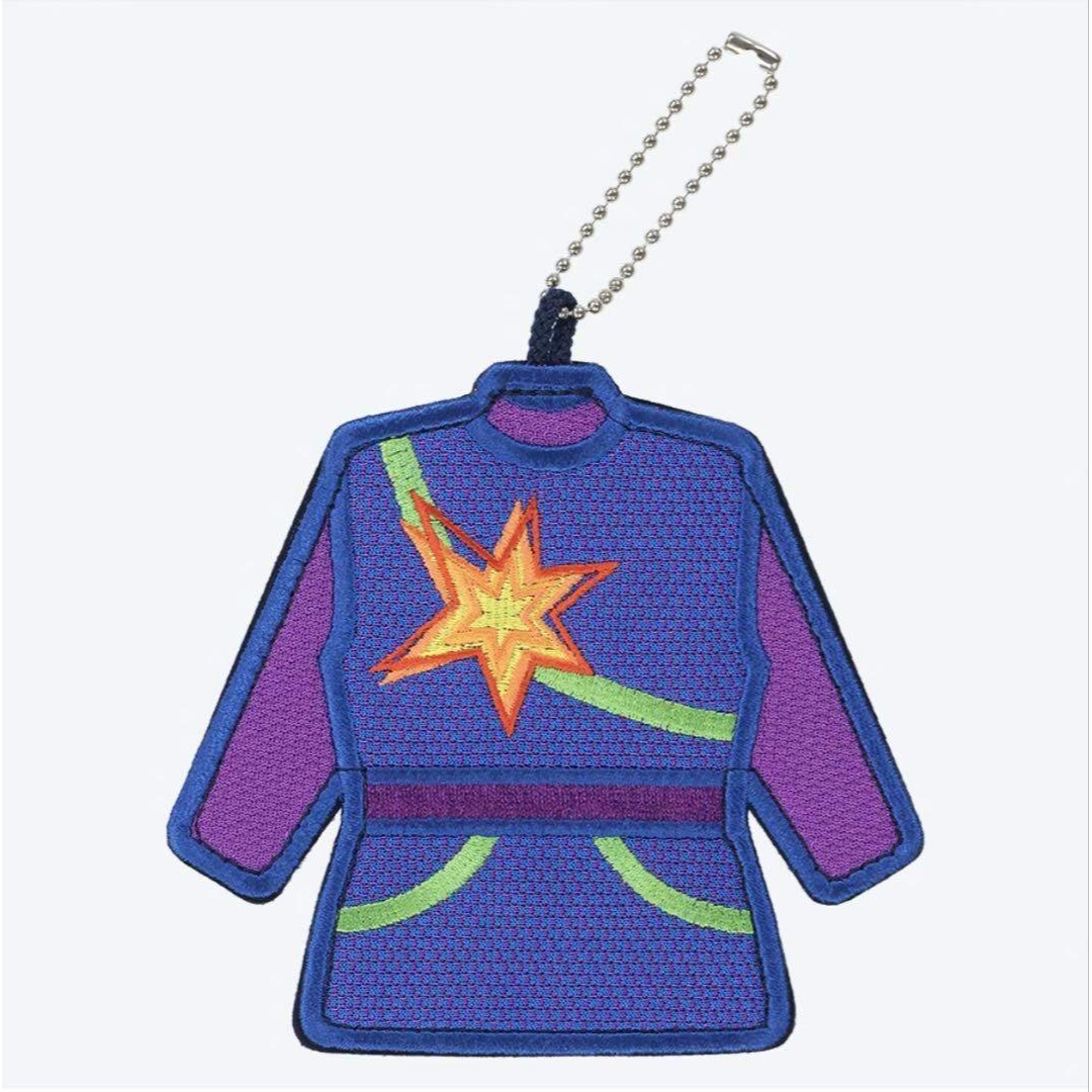 Disney - バズライトイヤーのアストロブラスター ワッペンバッジ 星