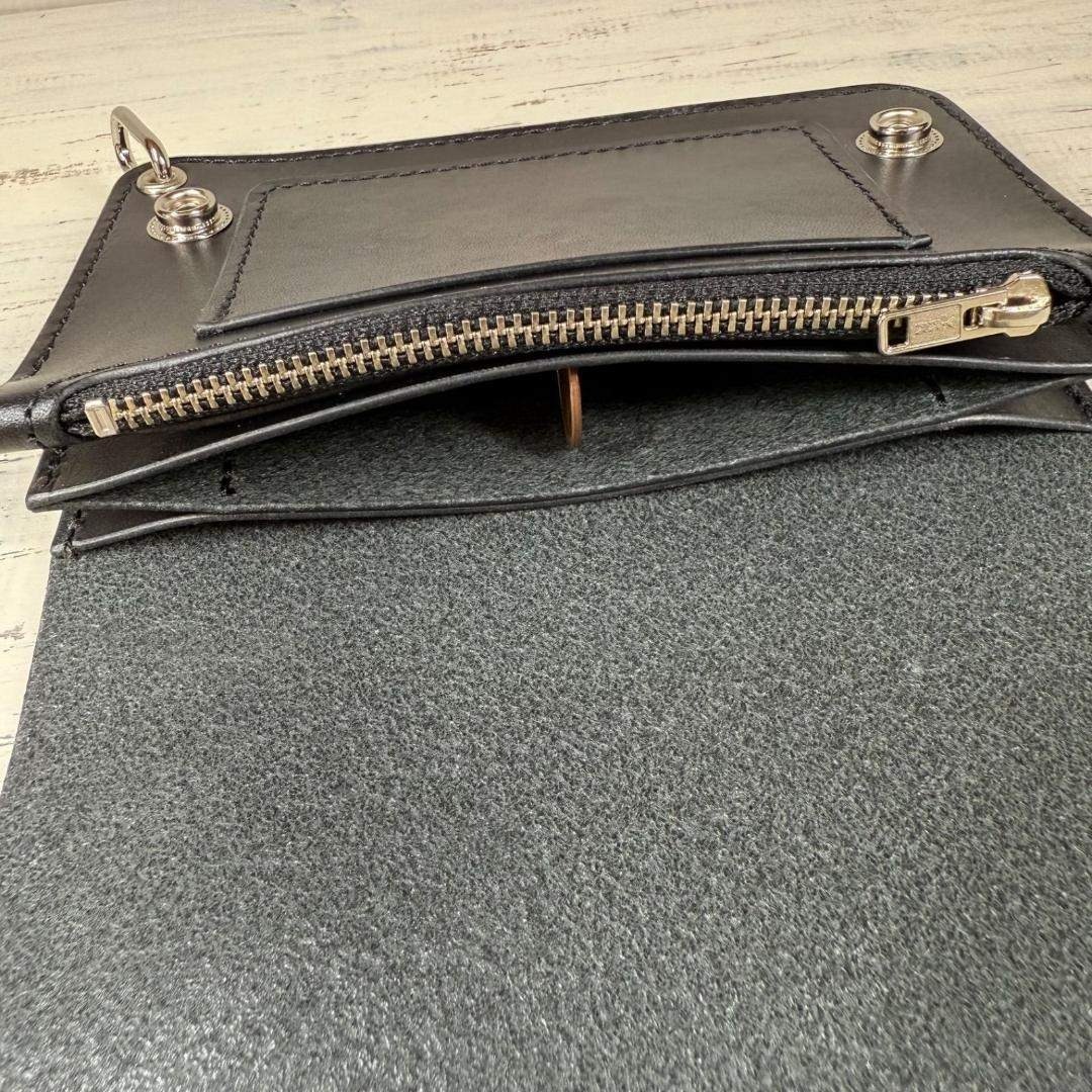 トラッカーウォレットミドル 3層】ブラック 北米ステア シルバー YKKの