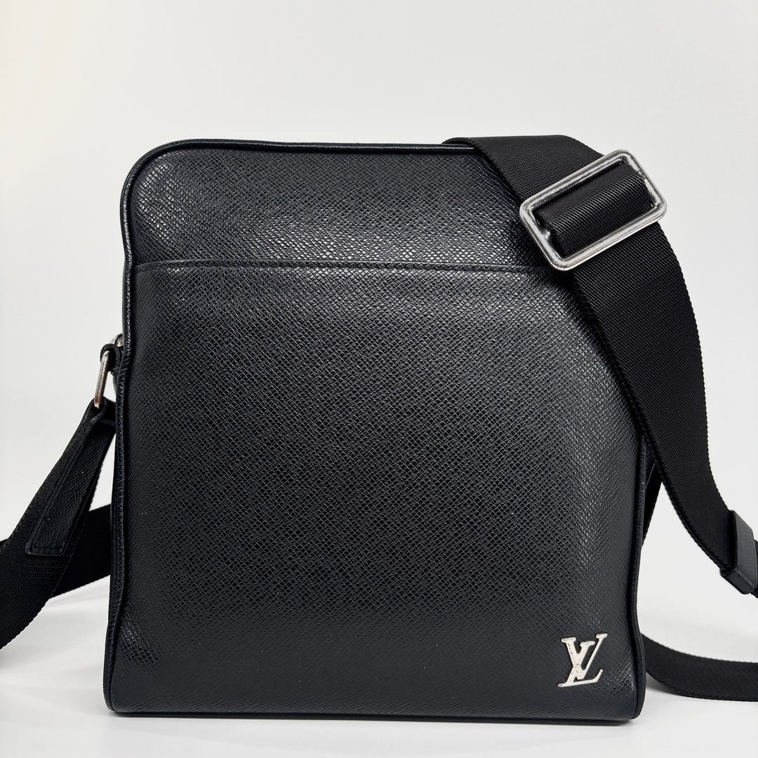 LOUIS VUITTON - 極美品 ルイヴィトン タイガ メッセンジャーPPM