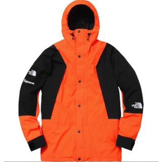 Supreme（マウンテンパーカー ・ オレンジ/橙色系）のフリマアイテム一覧