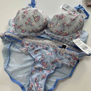 PEACH JOHN - D75/M 美少女戦士 セーラームーン なりきりブラセットの