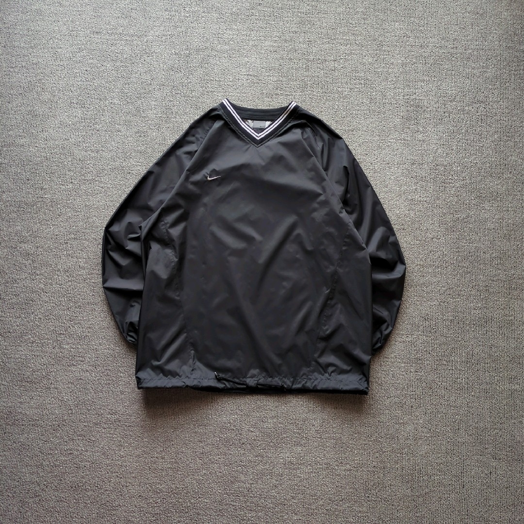 NIKE - 美品ナイキナイロンジャケットピステワンポイント刺繍バック