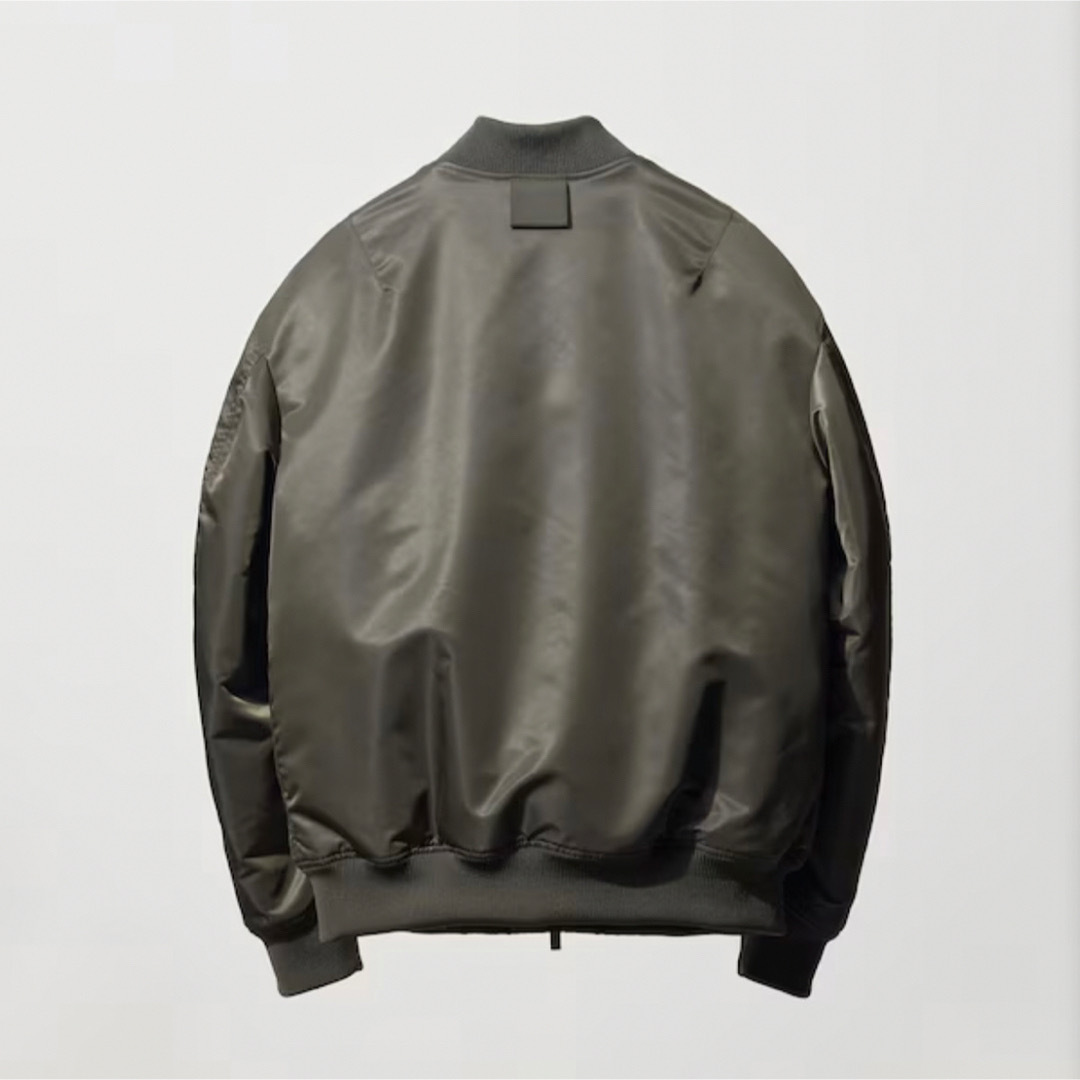 UNIQLO - UNIQLO ハイブリッドダウンオーバーサイズMA－1 2026新作の