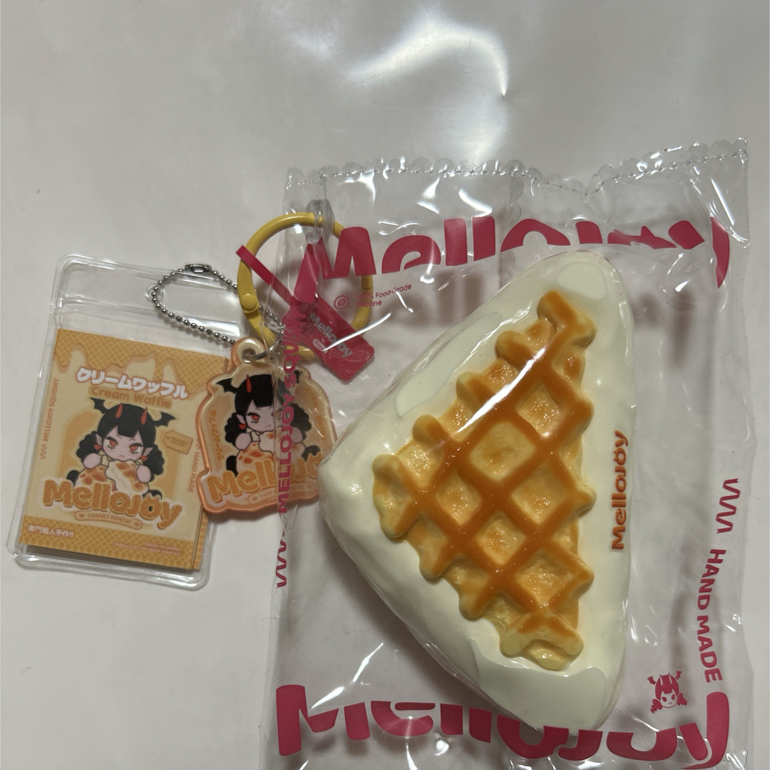 Mellojoy メロジョイ クリームワッフル 三角の通販 by うる's shop｜ラクマ