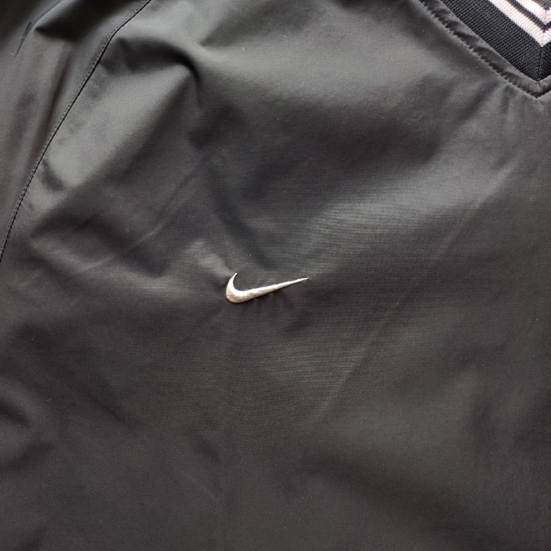 NIKE - 美品ナイキナイロンジャケットピステワンポイント刺繍バック
