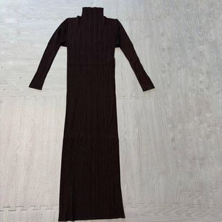 PLEATS PLEASE ISSEY MIYAKE（ロングワンピース/マキシワンピース）の